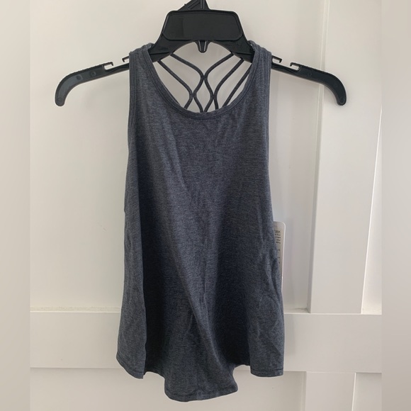 **SOLD**Lululemon Ivivva girls “Quiet Moments Tank” size 10 colour heather grey - Picture 3 of 6